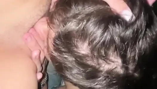 Tüm stresi dışarı çıkarıyorum ve bu beni patlatıyor