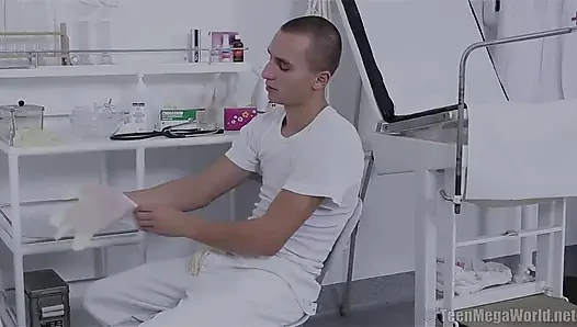 El Storm посещает доктора