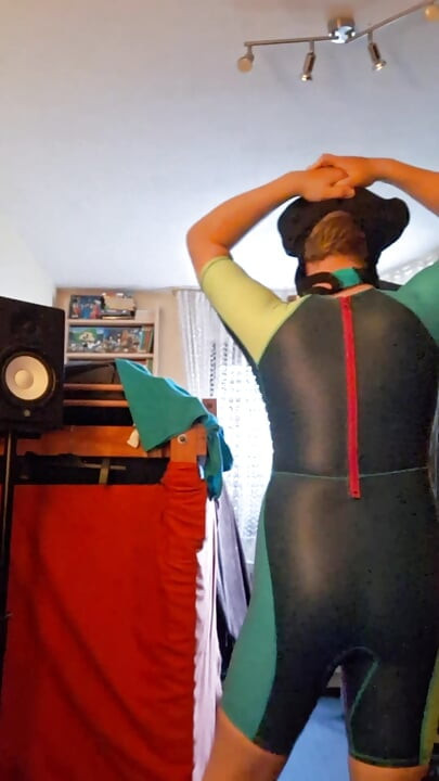 I play in my new NABAIJI wetsuit