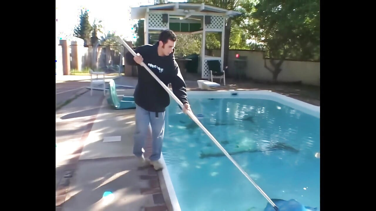 Riche Busty MILF Seduces the Pool Cleaner for His Big Cock