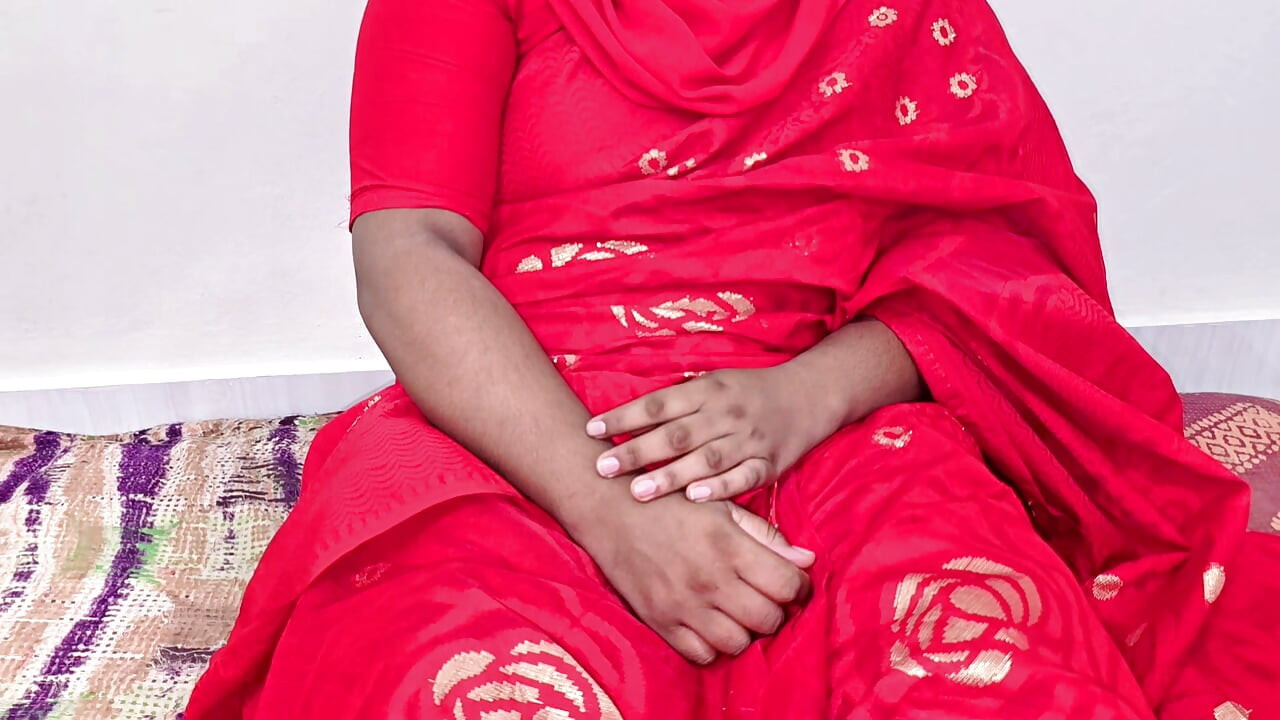 I had a great time fucking my desi stepmom, who was wearing a beautiful red saree.part 01