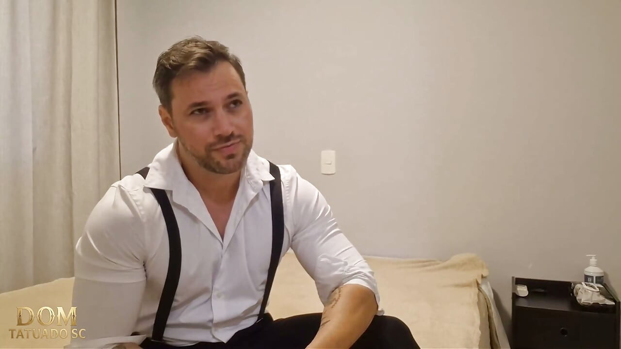 Cocky Male Dominating Gay Passive and Submissive