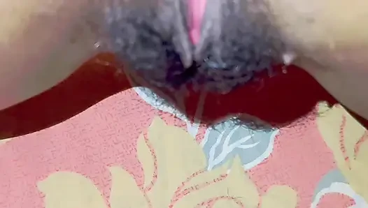 Horney Bengalli yenge komşunun yarağına biniyor