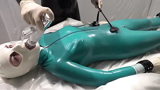 Любительница беспокоит домину, спермоприемник, шея, спасательный жук