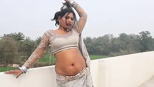 Gadis india dengan toket besar lagi asik ngentot toketnya pakai kain sari sambil pakai kain sari 2026