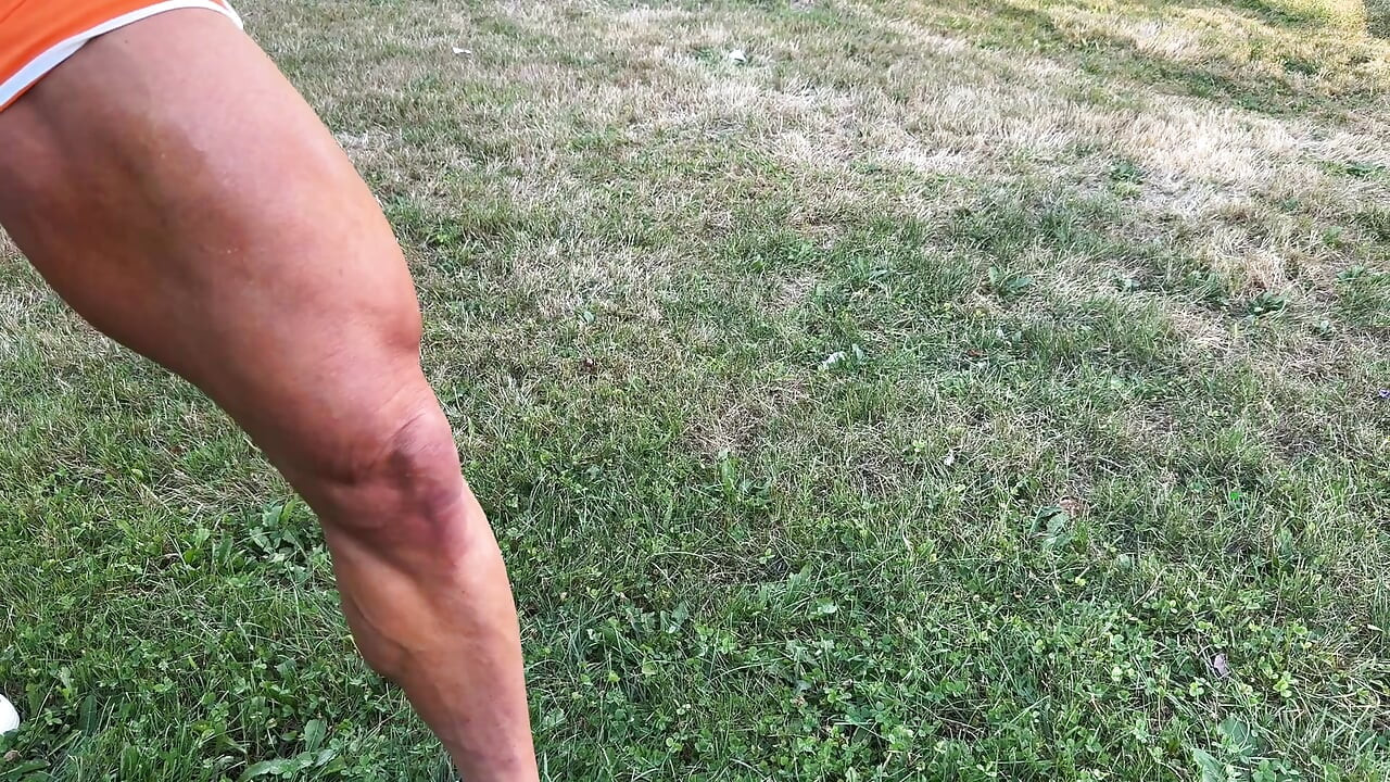 Muscle MILFs Cum Command JOI