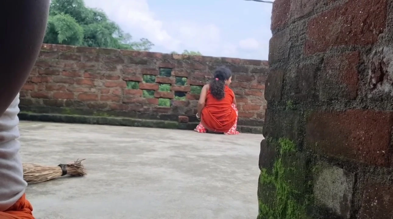 Desi Bhabhi took brother-in-law’s part 1