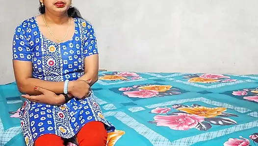 Jika Anda belum melihat video Lily, tonton sekarang. Kakak tirinya menyetubuhinya dengan kontol yang sangat keras.