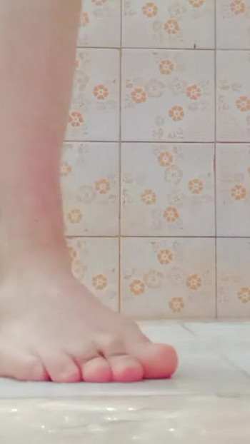 Key moment from "When I can't help myself - bath, toys and ultimate pleasure! 🔥"