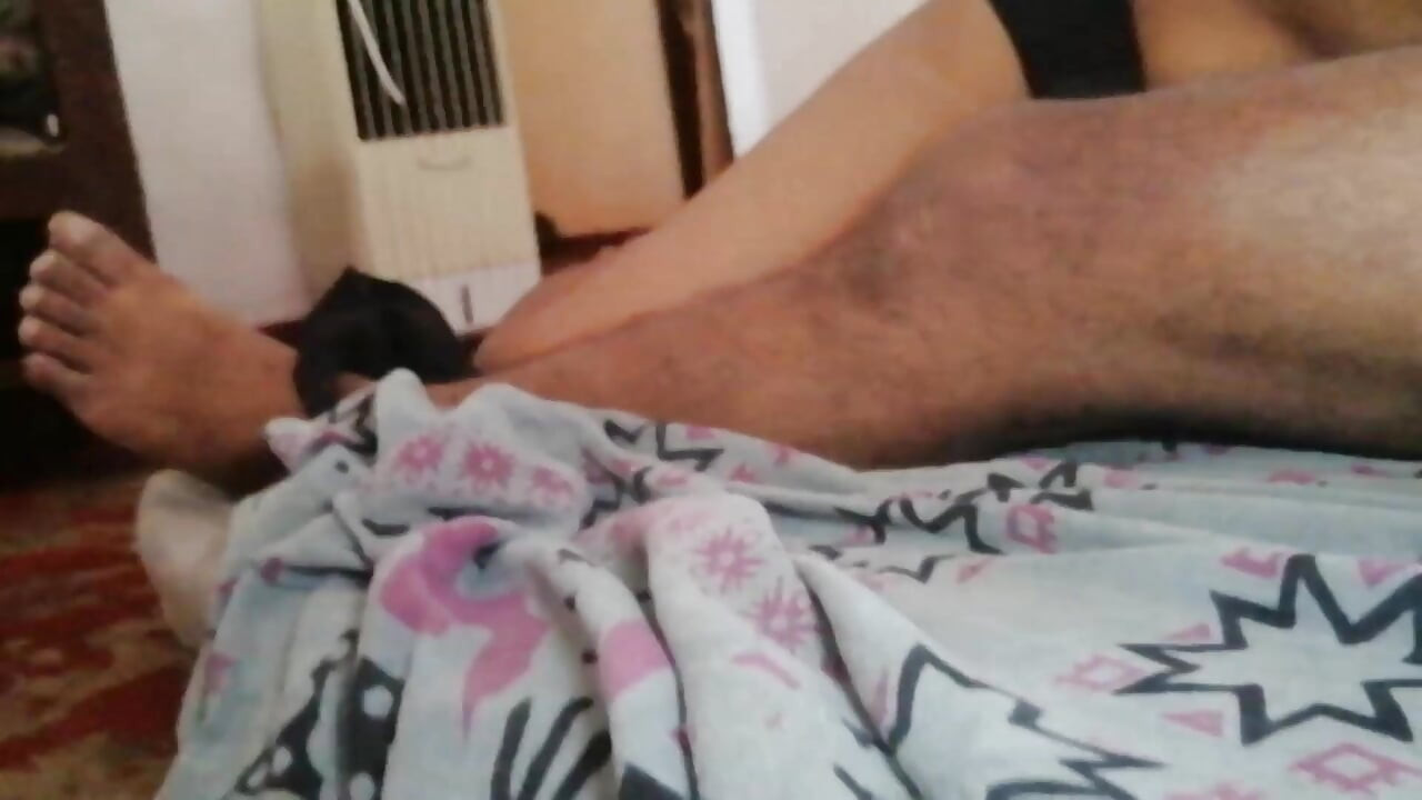 Mama vitregă sexy desi îl seduce pe fiul vitreg7