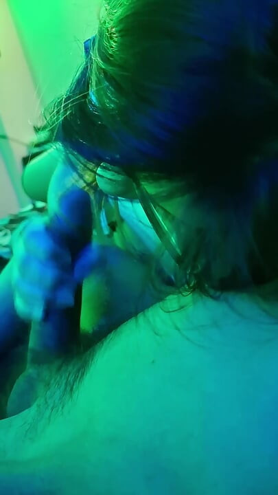 SDkinny guy fuck teen slut hard anal