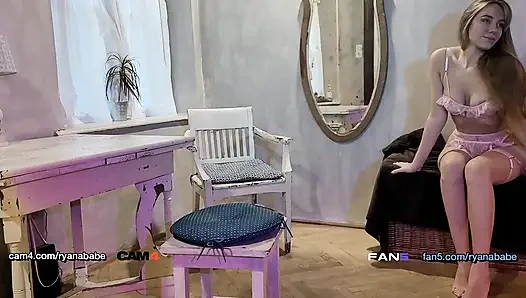 Finger fucking lingerie babe sticks her fingers in deep