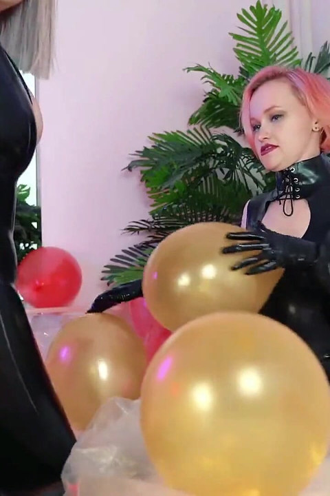Looney Fetish, Air Balloons Lesbian Fun in Latex Rubber Costumes