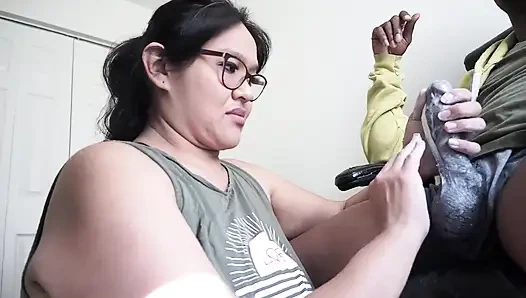 Дрочка липкой пастой