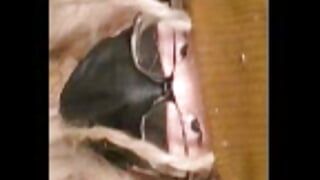 Casero asiático mariquita Crossdresser en lencería