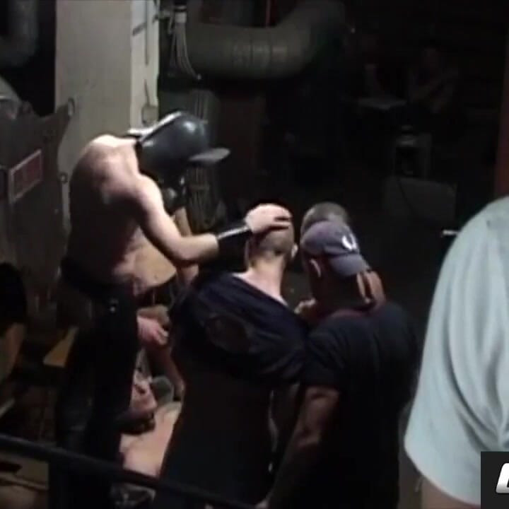 CAZZOfilm - รุมเย็ดโดยกลุ่มสกินเฮดส์