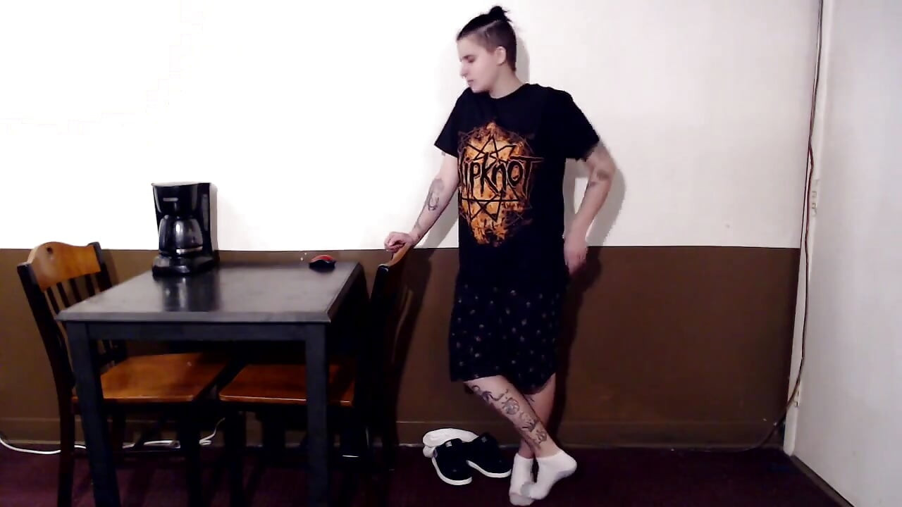 У двух дам чешутся ступни спортсменки