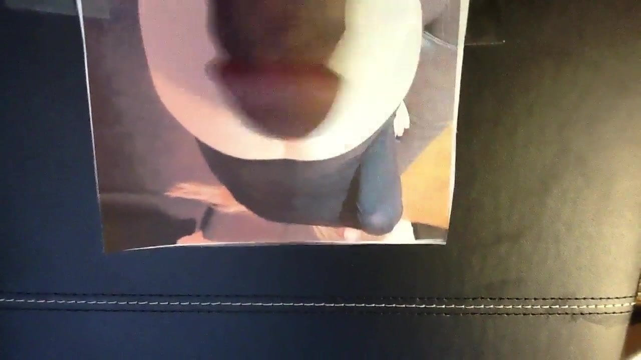 Request tribute 4 a hot ass