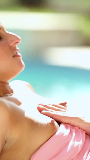 Key moment from "Poolside couple likes good sex with big cumshot"