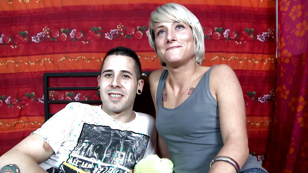 High heels and blonde! Deadly combination for a creamy facial