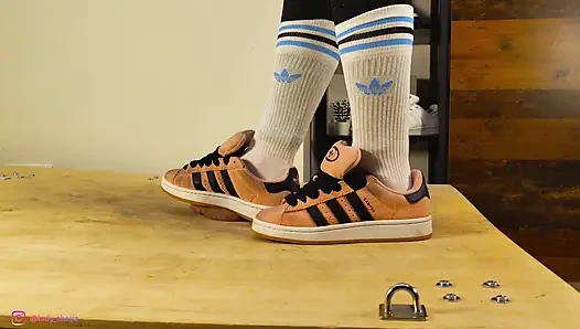Adidas kampüste yarak çiğneme i lady thaya
