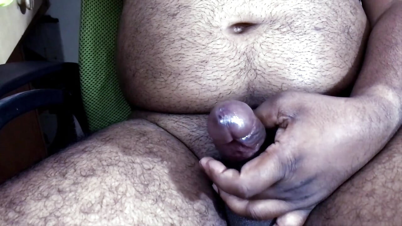 차분하고 자연스러우며 여과되지 않은 스타일로 ._Private 침실 순간