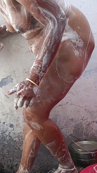 My nude bathing show | Clip 1