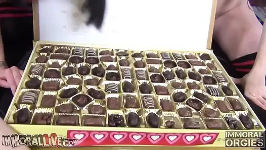 Valentinstag-orgie mit Jennifer White & freunden!