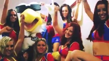 Sexy Cheerleaders do Gangnam Style
