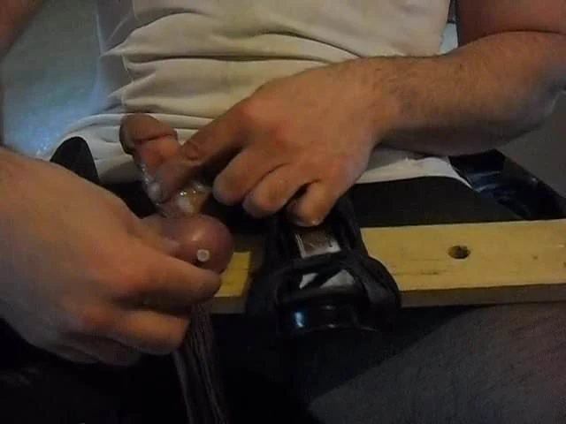 Needle Castration, ball busting