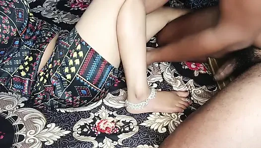 Hintli desi sevimli kız ka jabarjast hintli desi com'a