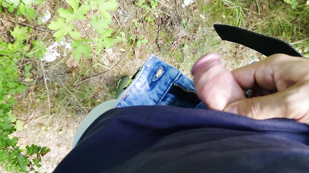 Outdoor Piss