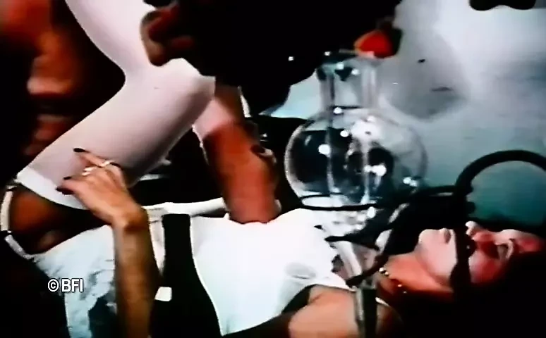 Mély troat Devil Jones - NL cserék.