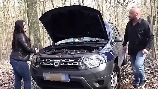 Adventurous Travelers Live for the Thrill of Erotic Journeys - German