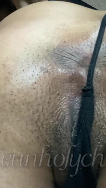 Snažan trenutak iz "PISS ON YOUR FACE POV 💦"