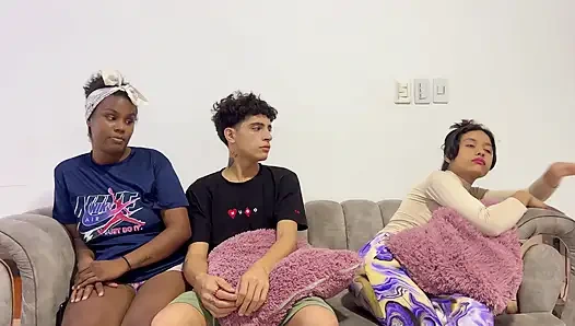 My girlfriend's cuckold doesn't realize that I sneak her best friend and pour my cream inside.