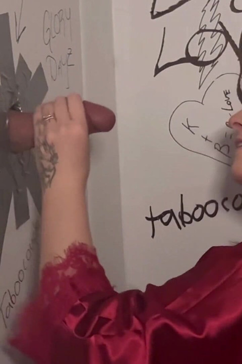 Stepmommy Gloryhole - Immersive Cuckold JOI