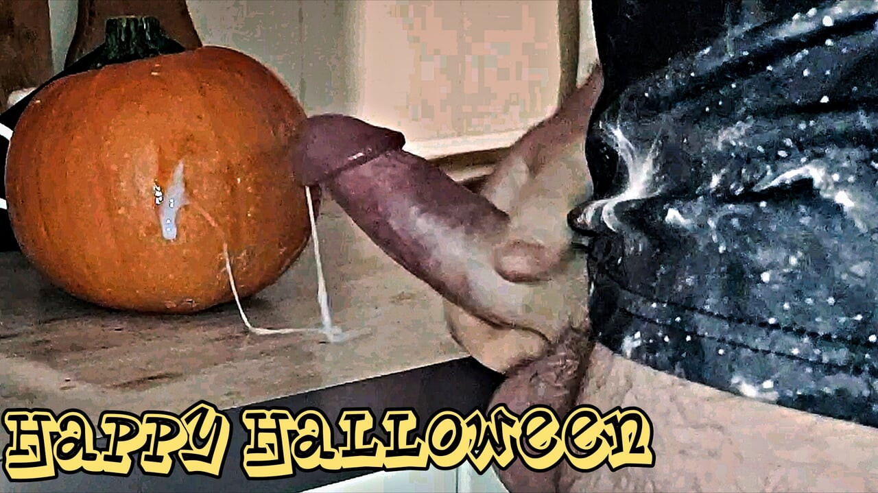 Corrida en una calabaza de Halloween. ¡Una salsa festiva!