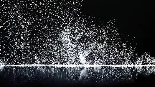 Lou Lou, Sereena Clinton и Louise Jenson становятся мокрыми и дикими в Доме удовольствия