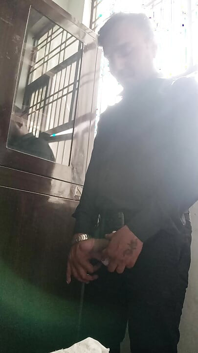 Indian desi man enjoy sex with neighbour and army officer