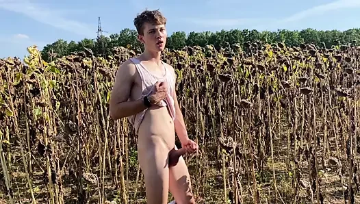 Straight 18 Y.o Cums Outdoor, my Friends Filmed Me, it is Ok