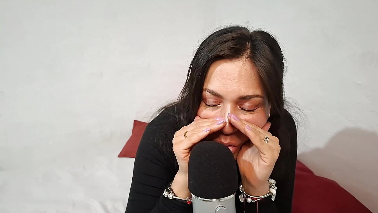 ASMR Kiss, δαγκώνω και χαϊδεύω τα αυτιά σου