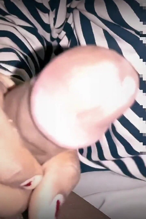 Přítel Ko kouří Diya XXX
