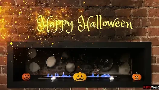 Snow White Has Sex with a Gnome in Secret From the Queen on Halloween