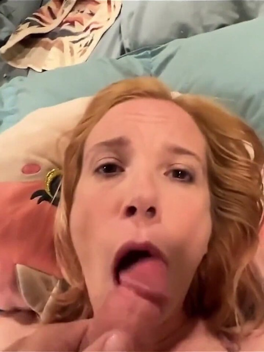 مشهد المص هذا