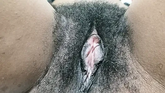 Tante seksi dengan memek berbulu pink dientot habis-habisan hd