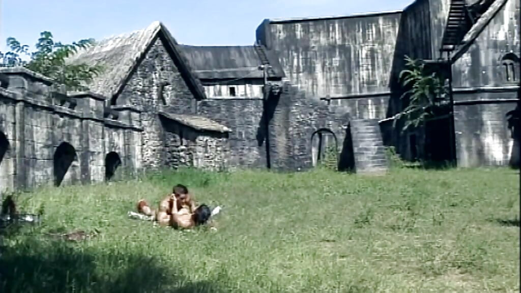 Young Hung Muscle Stud Pounds His Lover Anal Outdoors and