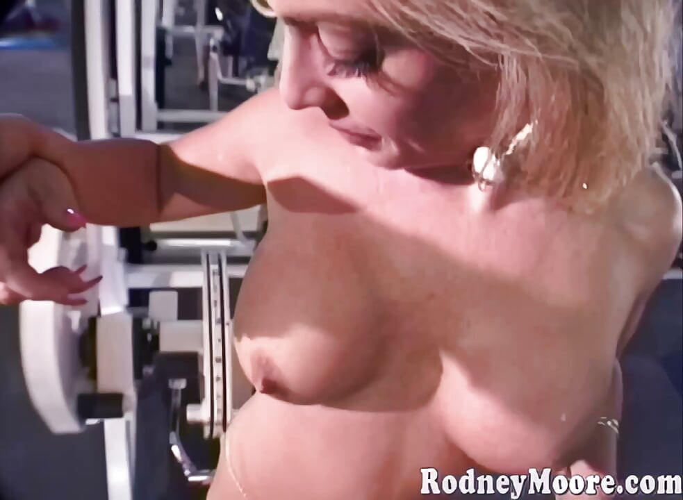 Hardbody Girl Puffy Pussy Lips Vintage Fuck