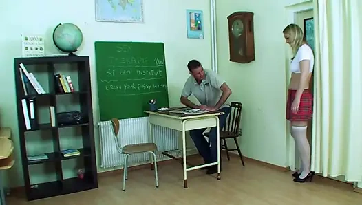 Hot girl gets laid on the floor while being fucked by the teacher