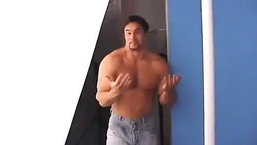 Çarpıcı esmer güzel Rachel Luv ünlü yapımcının gelecekteki sapıklığında rol almak istiyor